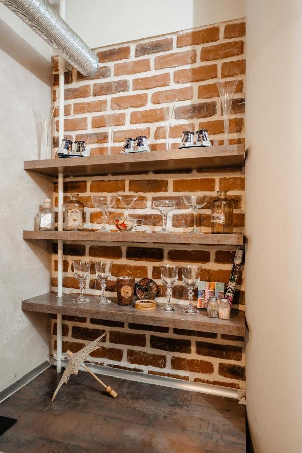 Bright And Cozy Design Apt With Office Appartamento Cluj-Napoca Esterno foto